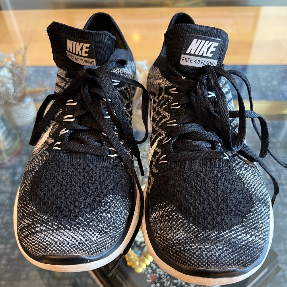 Nike Free 4.0 Flyknit—Size 8.5